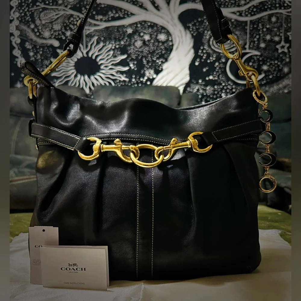 Vintage Y2K Coach soho Black Leather Shoulder Bag with Gold Hardware 2005years - Picture 16 of 17
